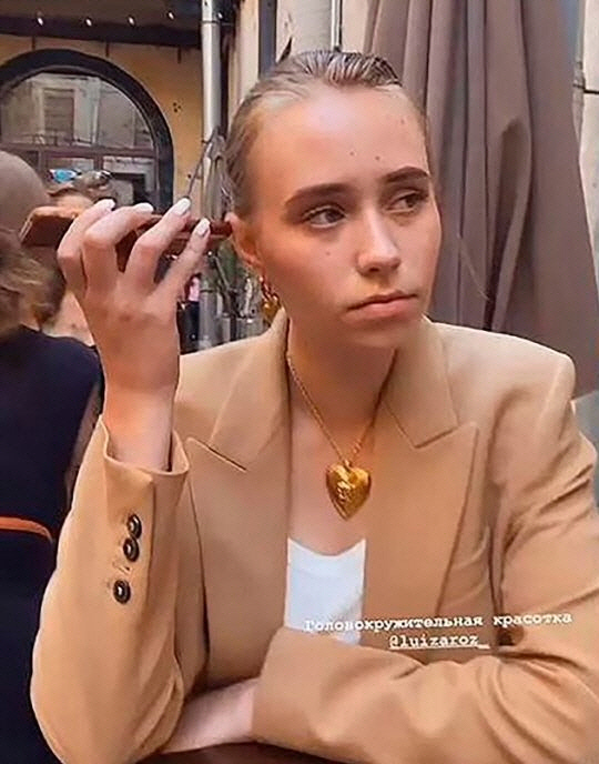 블라디미르 푸틴의 사생아 의혹을 받는 루이자 크리보노기흐. [인스타그램 캡처]